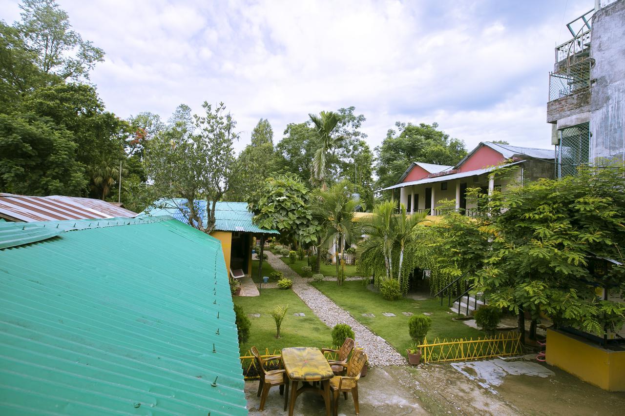 Sauraha Nana Hotel Luaran gambar