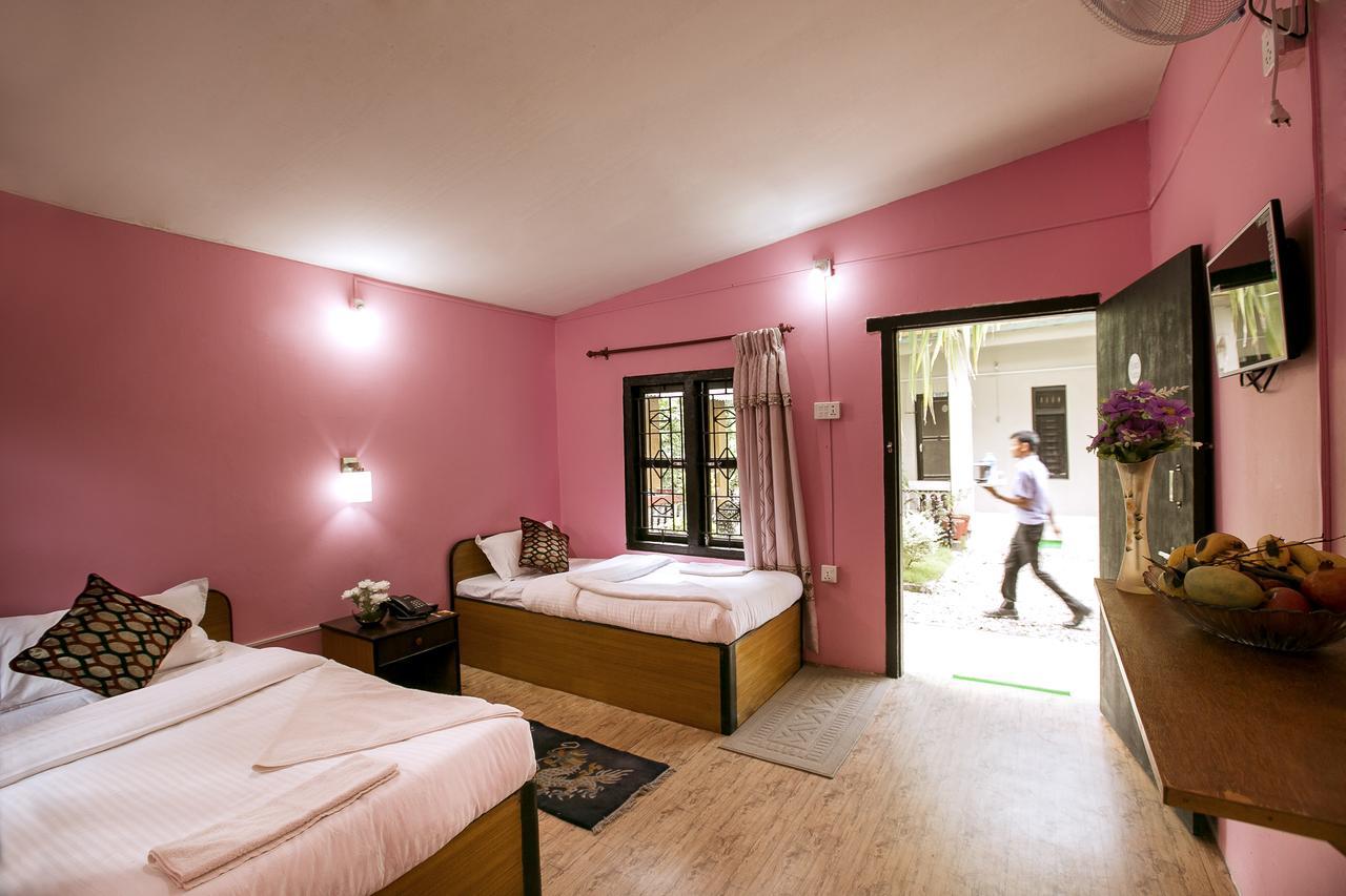 Sauraha Nana Hotel Luaran gambar