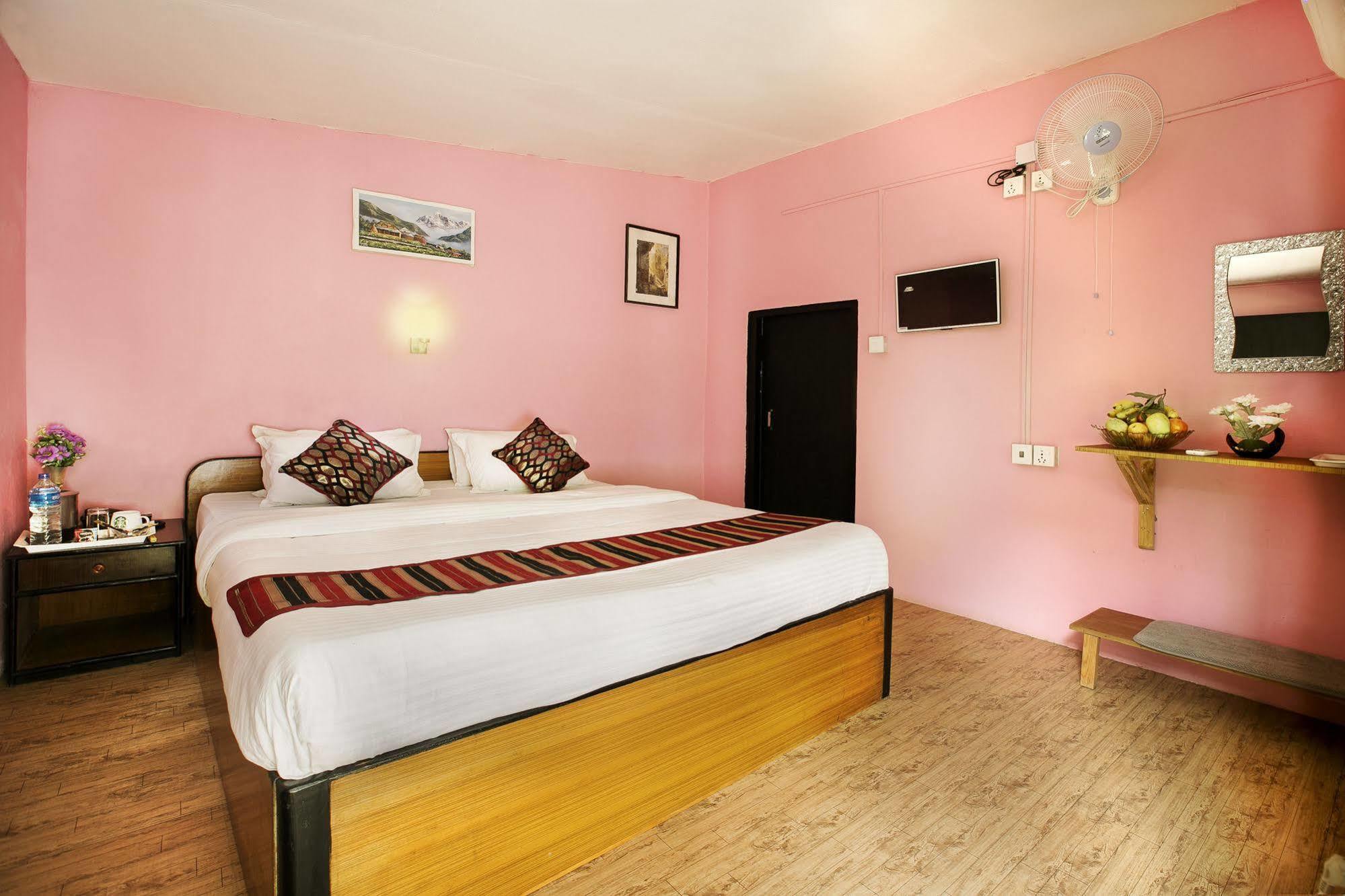 Sauraha Nana Hotel Luaran gambar